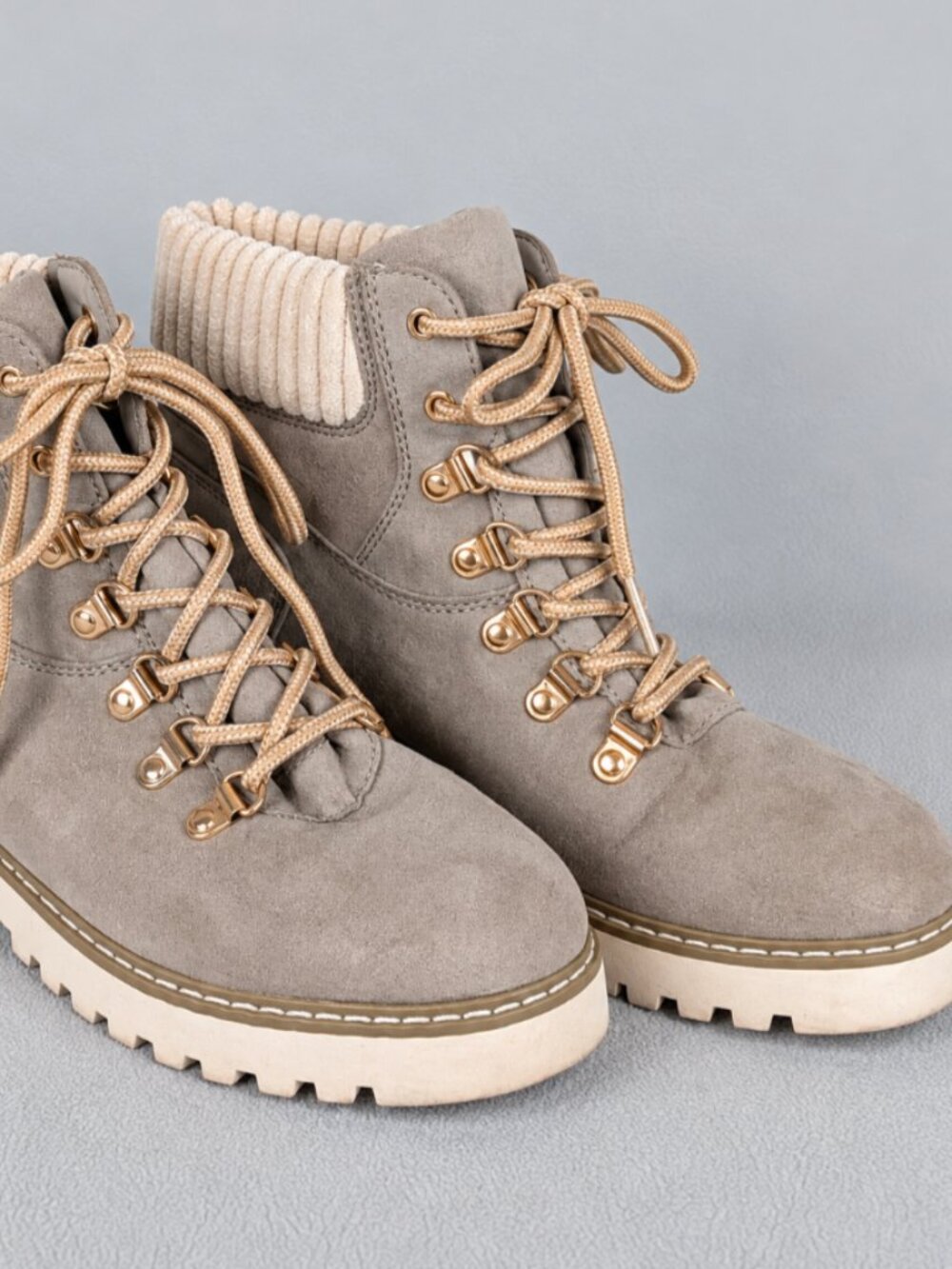 Cliffs by White Mountain Gray Hiking Boots Sweater Cuff Size 7